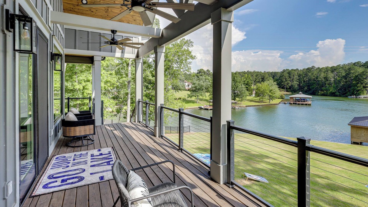 Milledgeville House | Dock + Views: Spacious Lake Sinclair Retreat