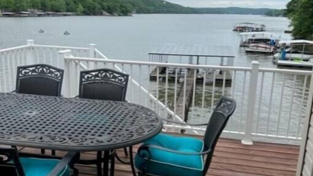 Gravois Mills House | Dockside Oasis at Station 46