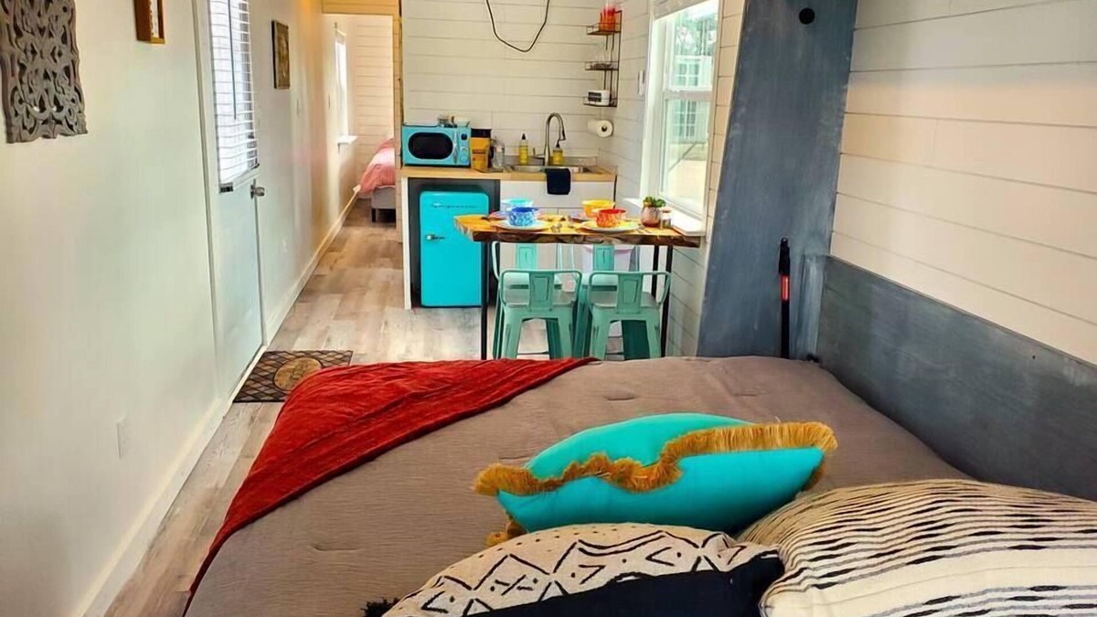 Johnson City House | Dog friendly! - #13 is 1 of 3 containers now dog friendly!