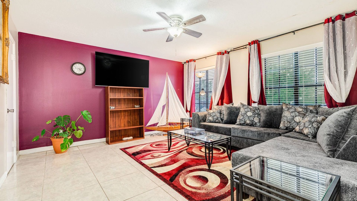 Robindell Apartment | Dog-friendly apartment with central AC & washer/dryer - snowbirds welcome