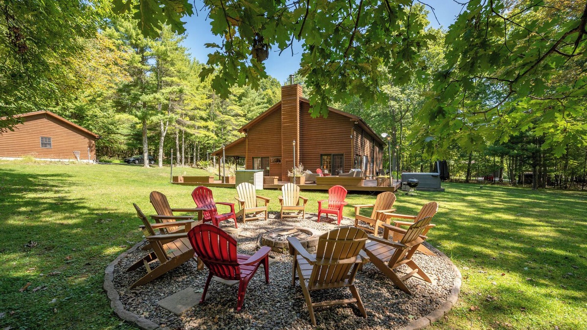 Paradise Point House | Dog Friendly Chalet Near Deep Creek w/Dock Slip
