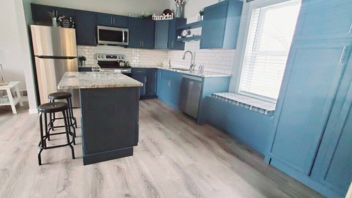 Alpena House | Dog Friendly|Fenced|Full Kitchen|Firepit