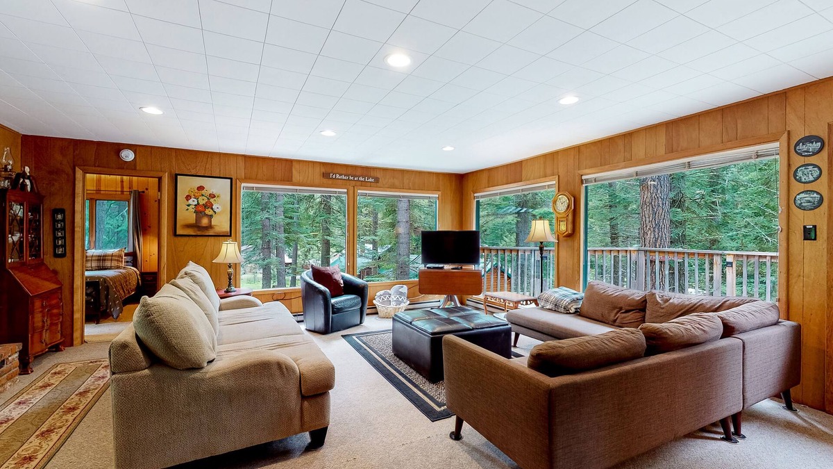 Joseph House | Dog-Friendly Home near Wallowa Lake w/Wraparound Deck, Free WiFi, Great Location
