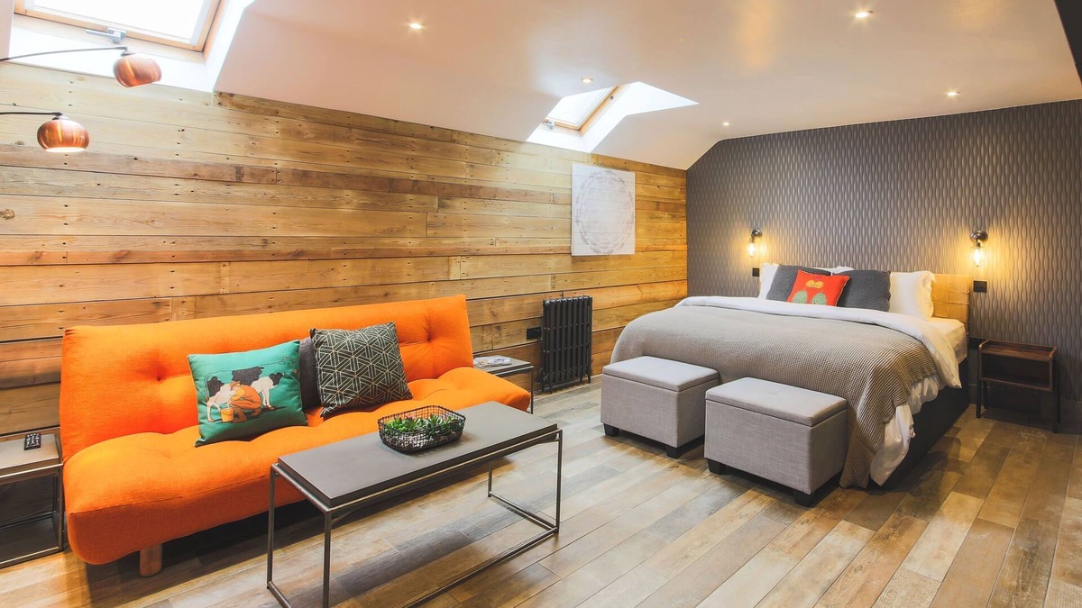 Newquay Cottage | Dog-friendly luxury super-king studio suite
