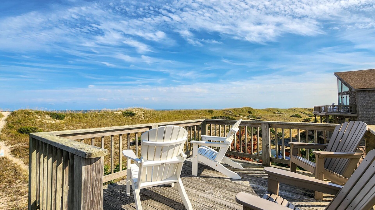 Palisade Acres House | Dog-friendly, oceanfront home in the dunes with observation deck & WiFi