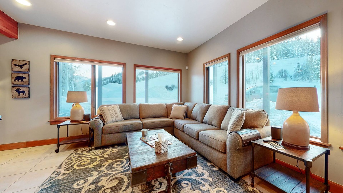 Old Town House | Dog-friendly retreat with private hot tub & mountain view - near skiing/hiking