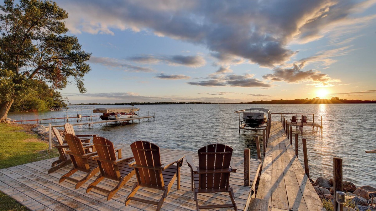 Lake Park House | Dog-Friendly! Silver Lake Escape Near Boat Ramp