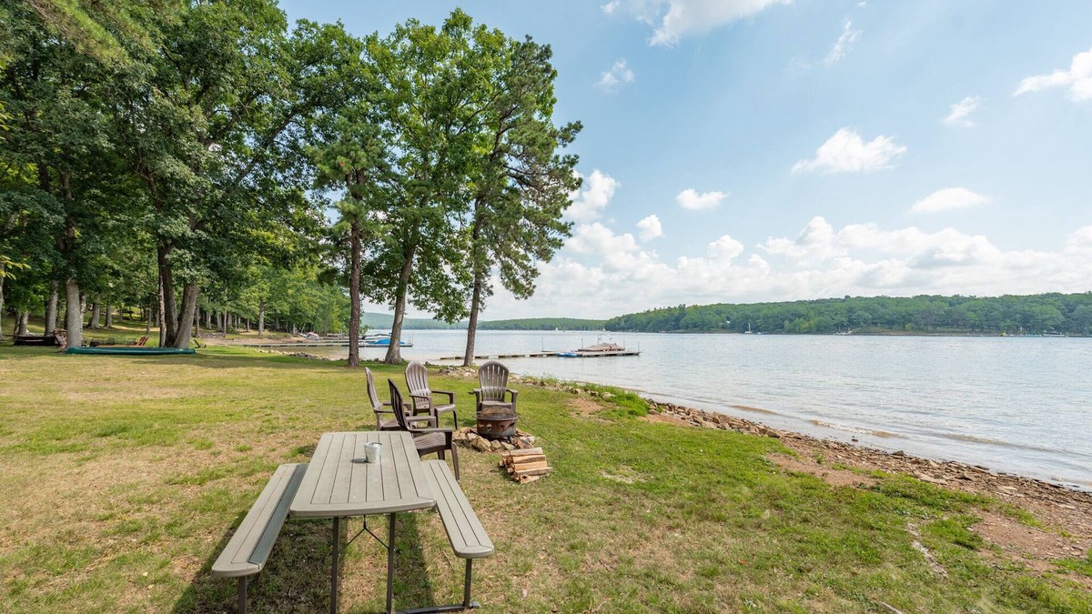 Blakeslee House | Dog Friendly Stone Cottage w/Lake Views & Hot Tub