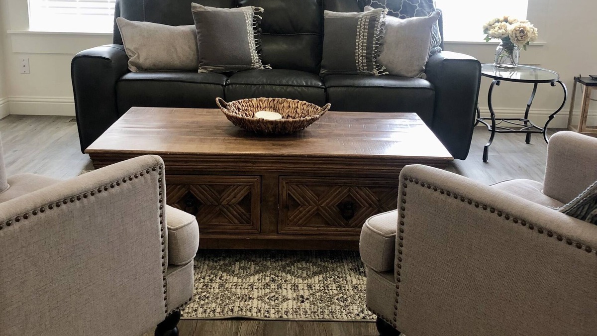 Idaho Falls House | Dog friendly townhome with garage access 5 miles to downtown.