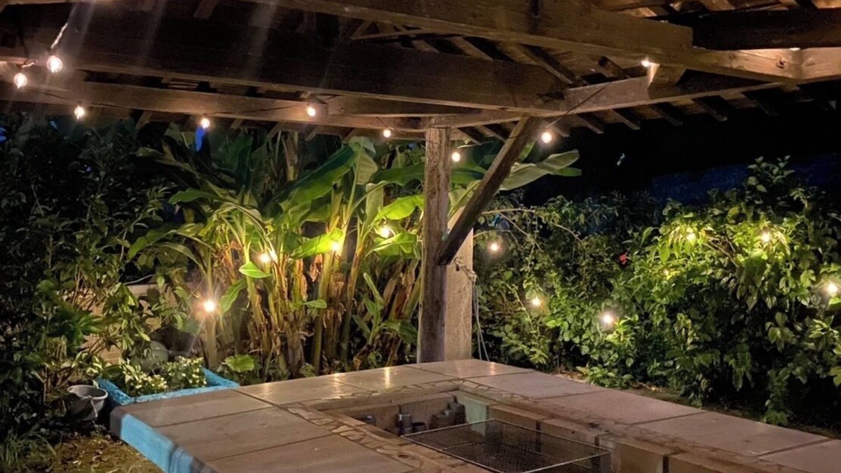 Mugiya Villa | Dog-friendly tropical villa - private space with barbecue and starry sky (3-minute walk to the beach)