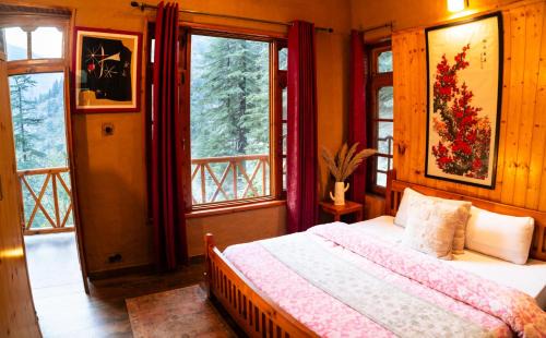 Banjar House | Doghari Chalets Jibhi by Himtrek Stays