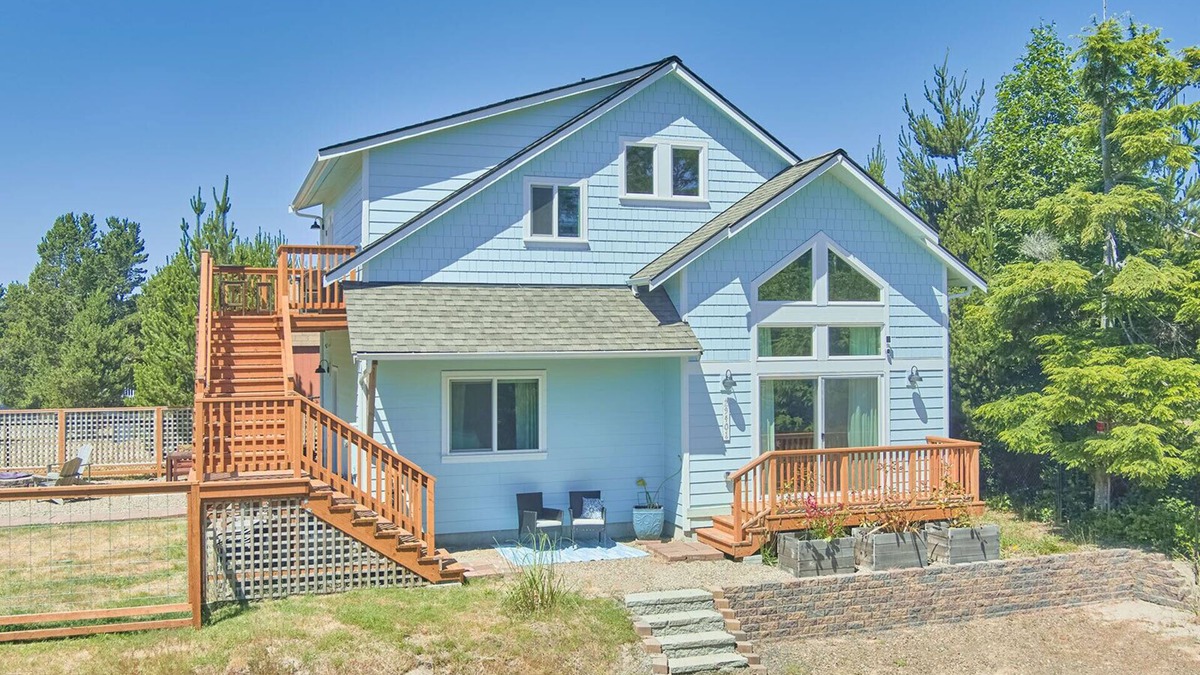 Ocean Park House | Dogs Ok, Modern, BBQ, Fire Pit, Serene (Highlands)