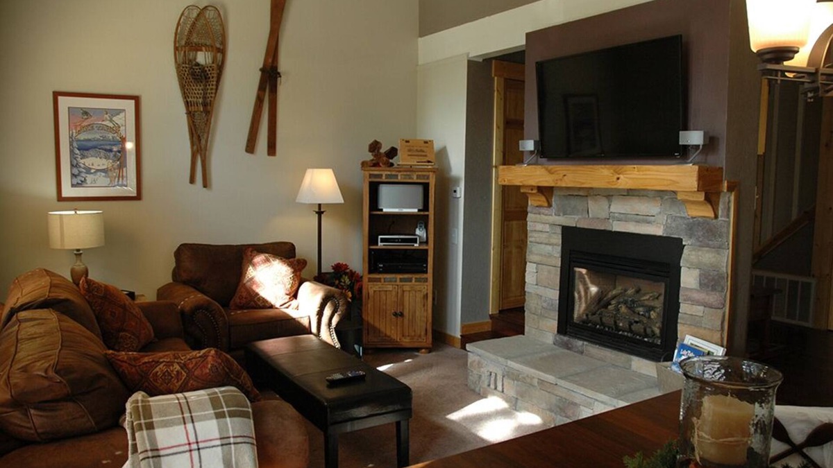 Lake Forest Condo | Dollar Hill II #61 by Hauserman Rental Group