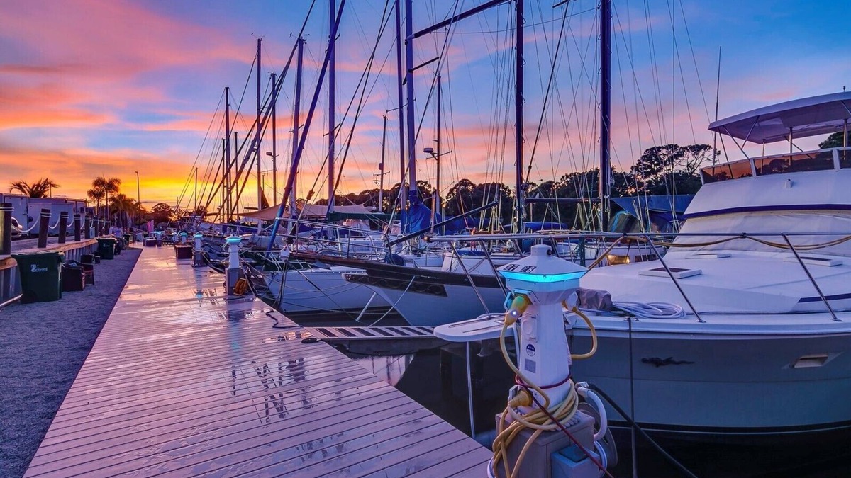 Merritt Island Apartment | Dolphins Vacation Rental