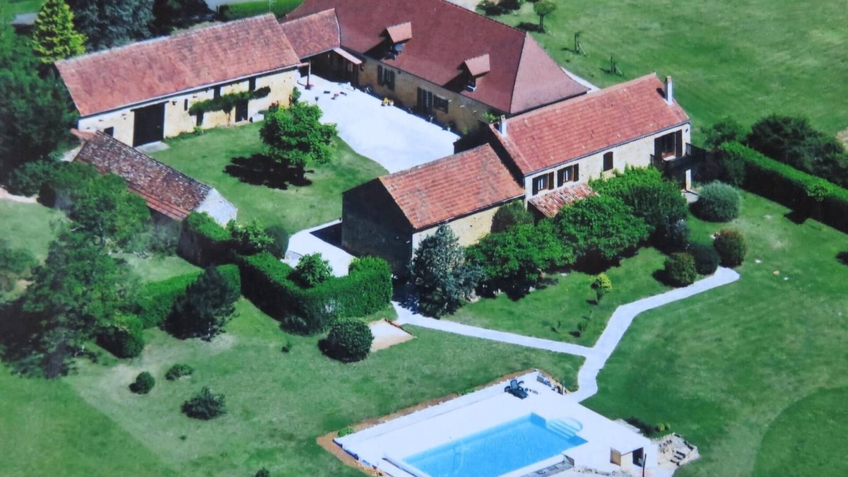 Le Buisson-de-Cadouin Cottage | Domaine de Manilau - The forge