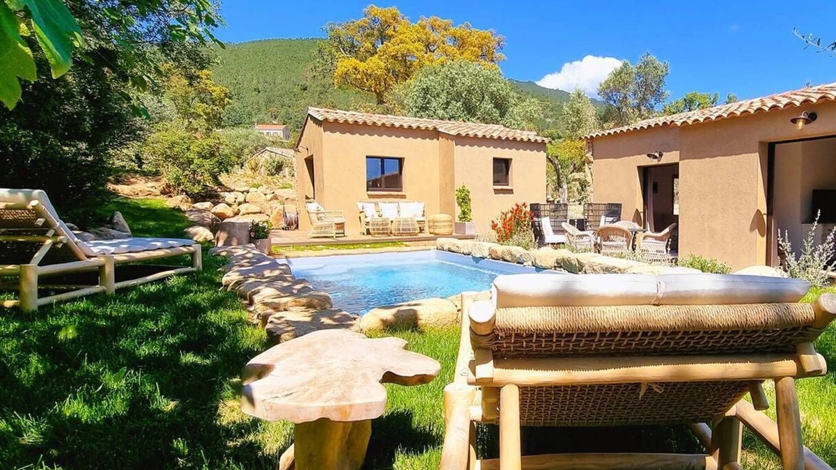 San-Gavino-di-Carbini House | Domaine de Gialla Bergerie Figa, 4 pers, piscine chauffée, 10 mn plage