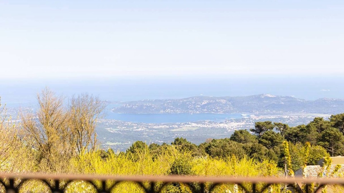 Porto-Vecchio House | Domaine de Gialla Bergerie Carta, 6 pers, montagne, vue mer