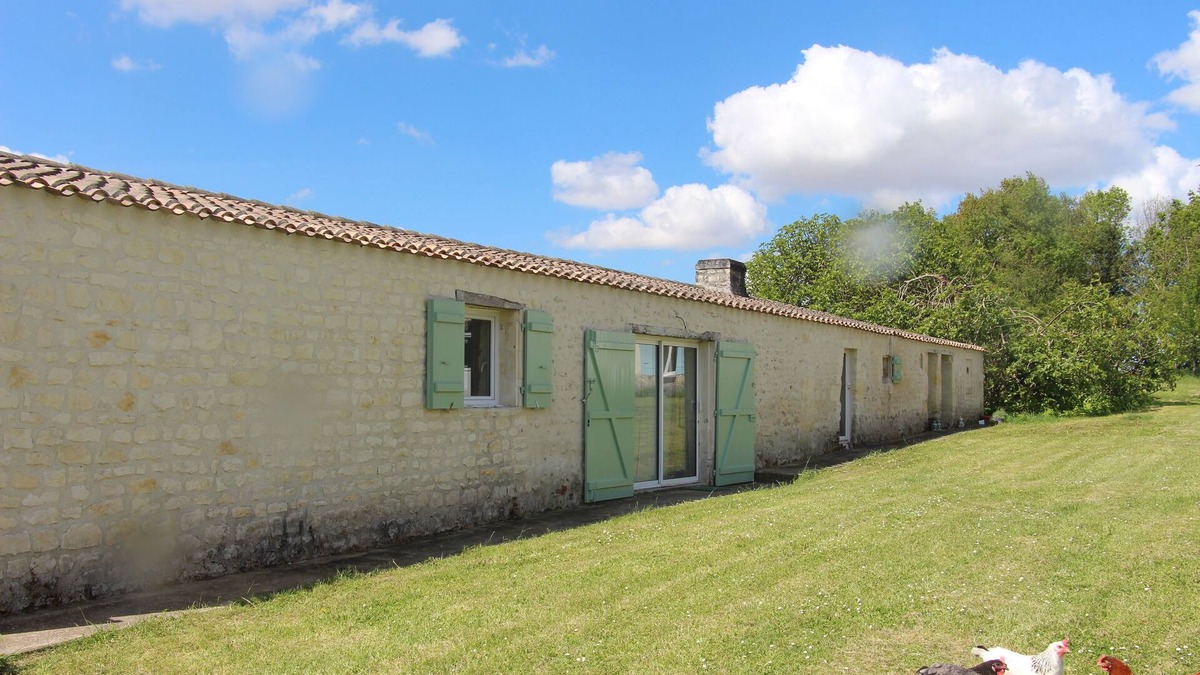 Barzan Cottage | Domaine de Kiba - Le Chai 2 Chambres - Charme et Confort vue sur les Vignes