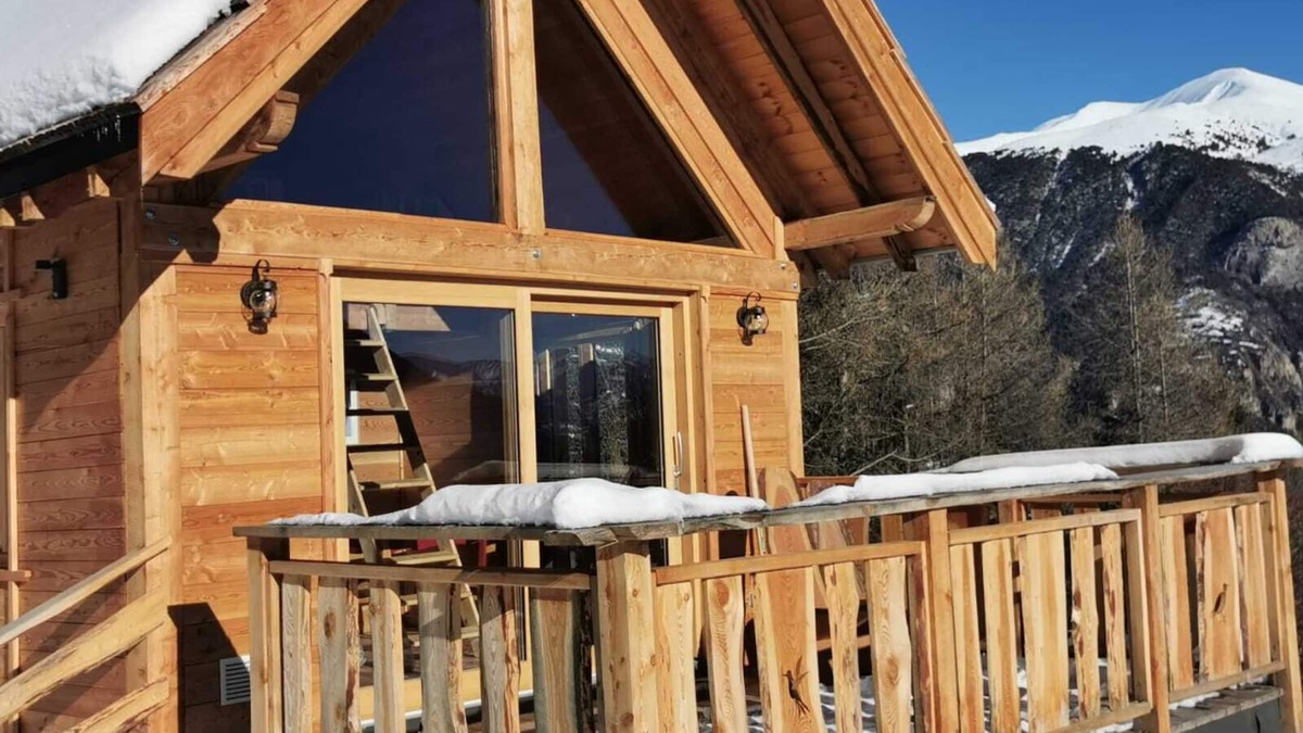 Le Lauzet-Ubaye Cabin | Domaine de l'Esperluette - Cabane Les Eaux Tortes