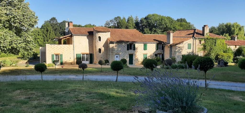Thouarsais-Bouildroux House | Domaine de la Basse Bobinière - Gîte et Chambres d'hôtes