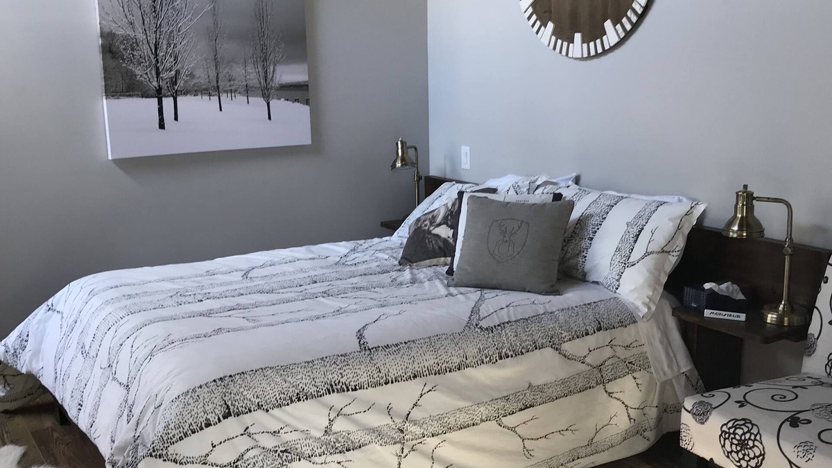 Mauricie Apartment | Domaine de la Baie - Suites and room - Romeo and Juliet Suite
