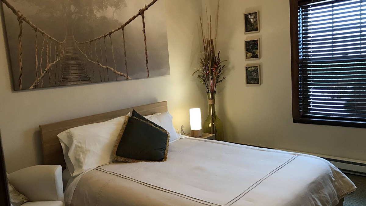 Mauricie Apartment | Domaine de la Baie - Suites and room - La Gabelle