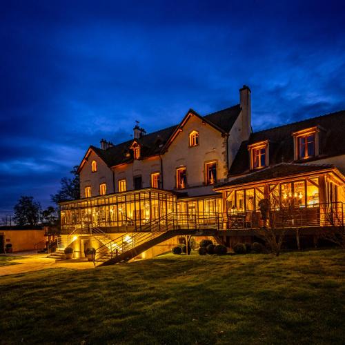 Saint-Jean-de-Trezy Hotel | Domaine de Rymska & Spa - Relais & Châteaux