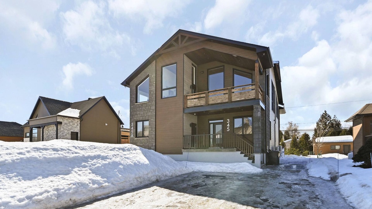 Beaupre House | Domaine Des Mésanges