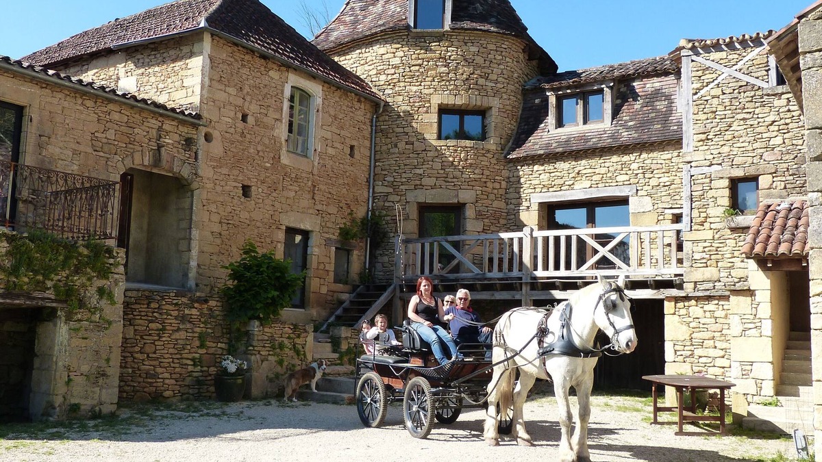 Campagnac-les-Quercy House | Domaine du Roc - Gites for 34 people in the heart of Périgord Noir - Dordogne