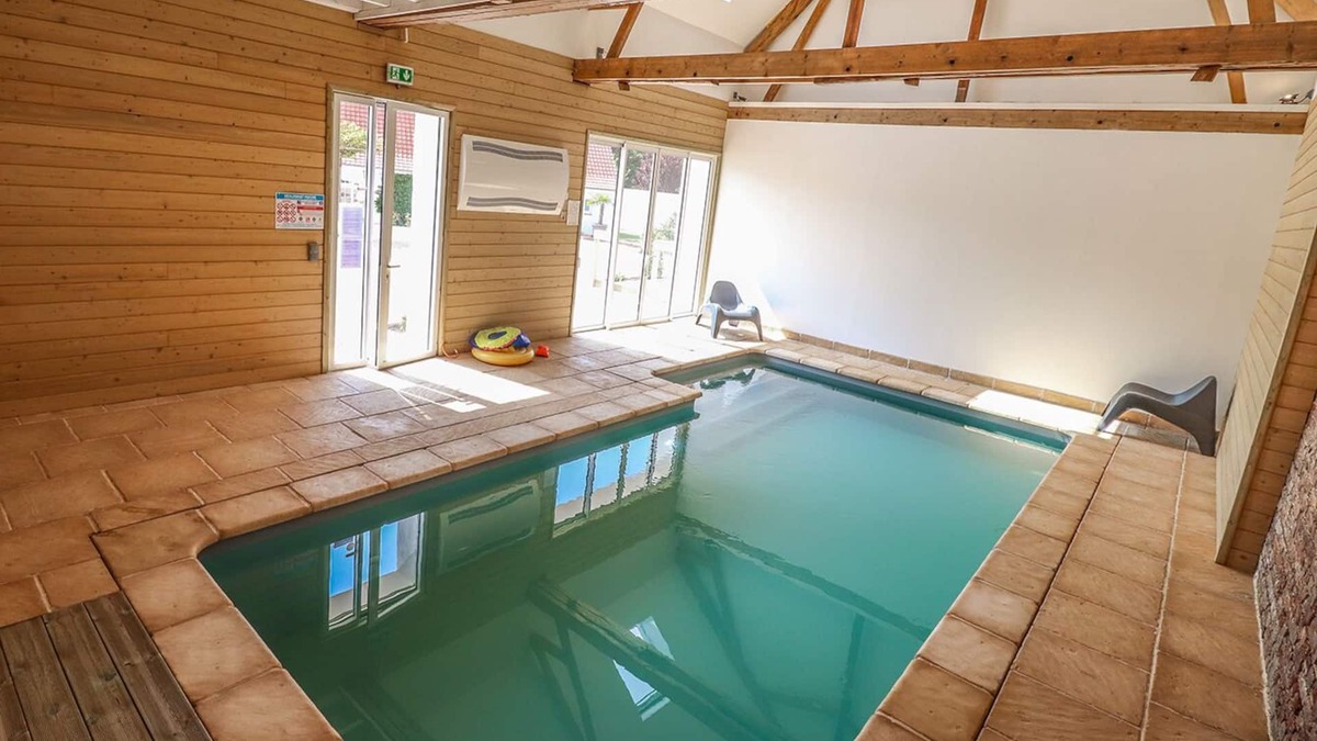 Le Moulinel House | Domaine du Moulinel 28 people indoor swimming pool 7 km from the beach