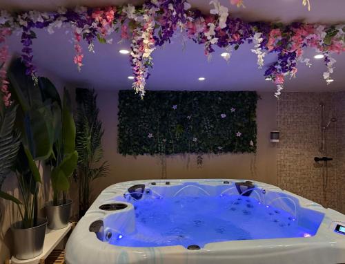 Berre-des-Alpes Apartment | Domaine Le Rocher d Argent avec Piscine Extérieur ,Jacuzzi Intérieur et Salle de jeux