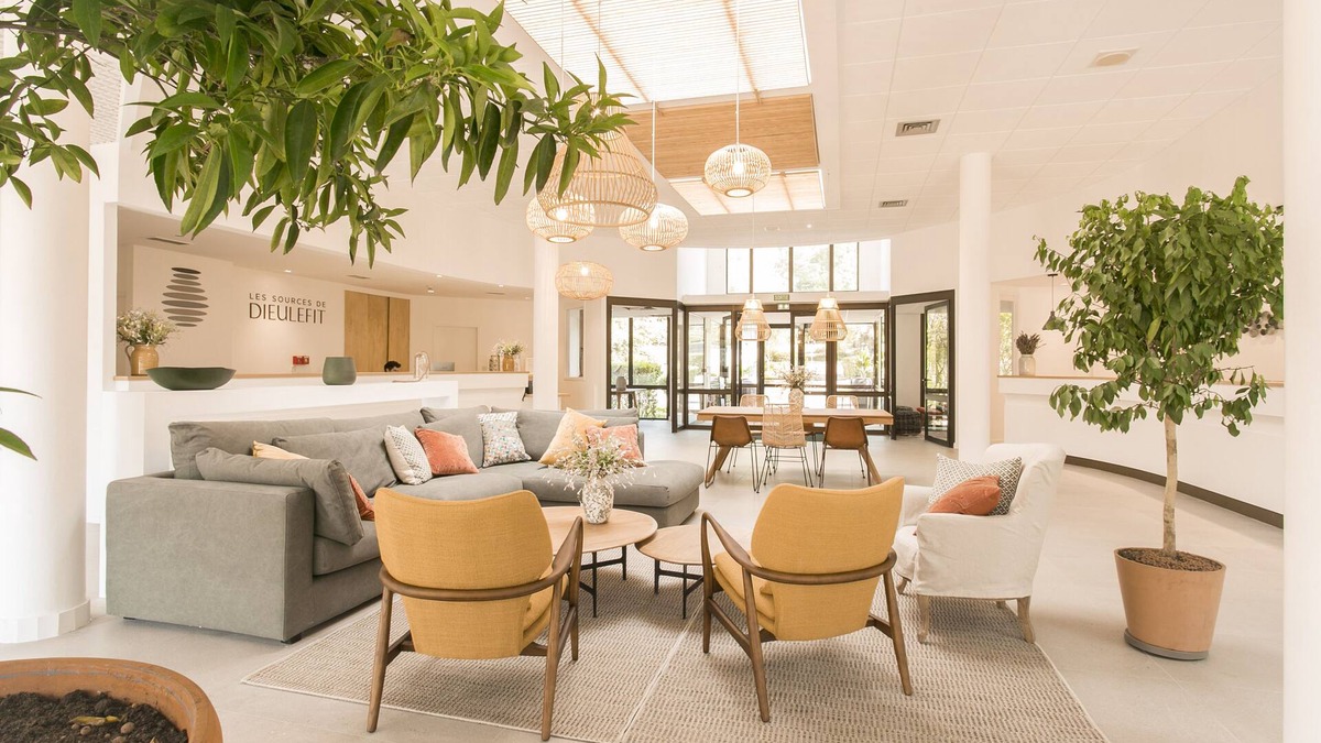 Dieulefit Hotel | Domaine Les Sources de Dieulefit