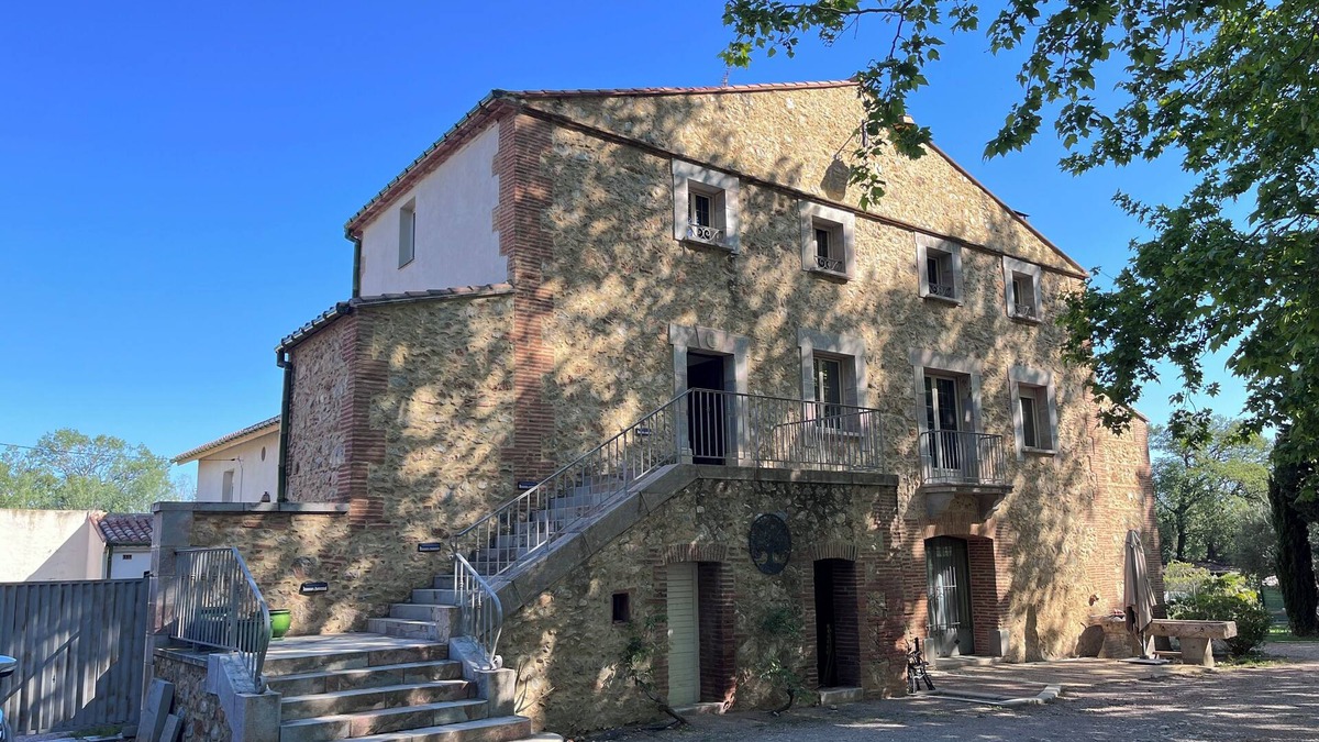 Thuir Other | Domaine Villadomar: Farmhouse nestled in the heart of Thuir in the calm of its wooded grounds