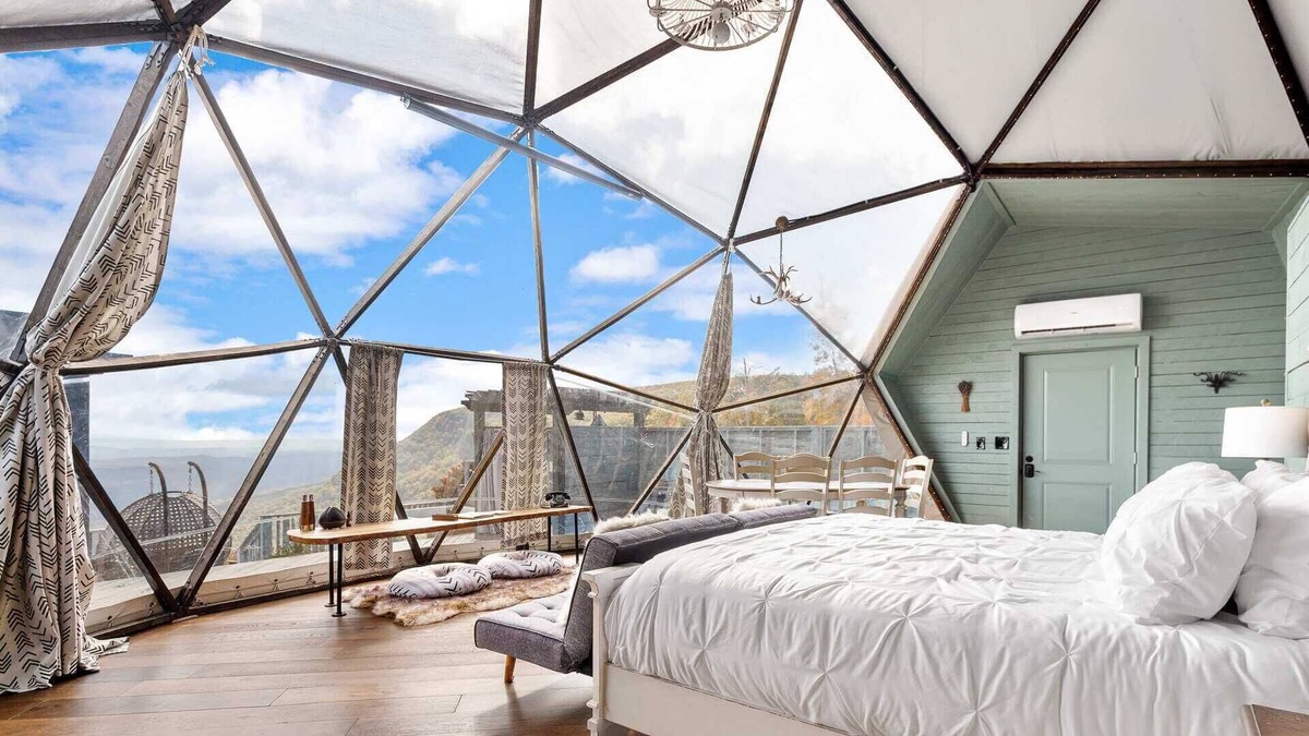 Lupton City Villa | Dome - Best Views Sum