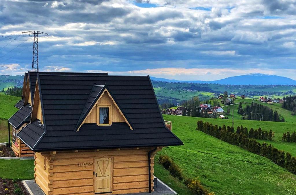 Gliczarow Gorny Ski Chalet | Domki Górskie Janosik, Kwicoł i Pyzdra Jacuzzi, Sauna