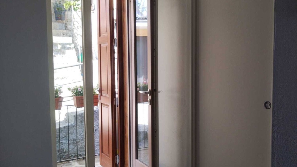 Castelmezzano Apartment | Domus Al.Me - Apartment in the mountains