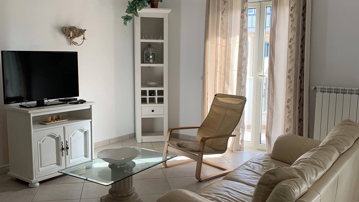 Gizzeria Apartment | Don Michele Apartments " Del Sole"