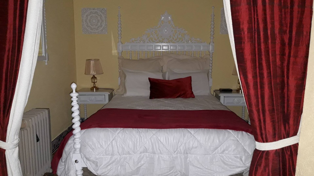 Manique do Intendente Cottage | Dona Maria Guest House- Your real spiritual retreat.