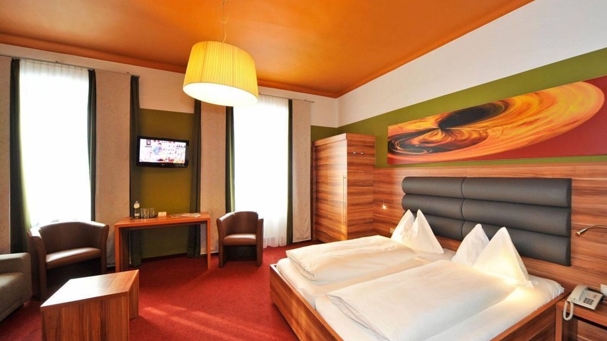 Spittal an der Drau House | Doppelzimmer mit Dusche/wc - Hotel Ertl