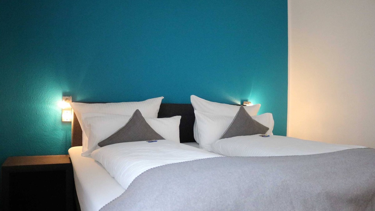 Hustadt House | Doppelzimmer - Hotel Schmerkötter