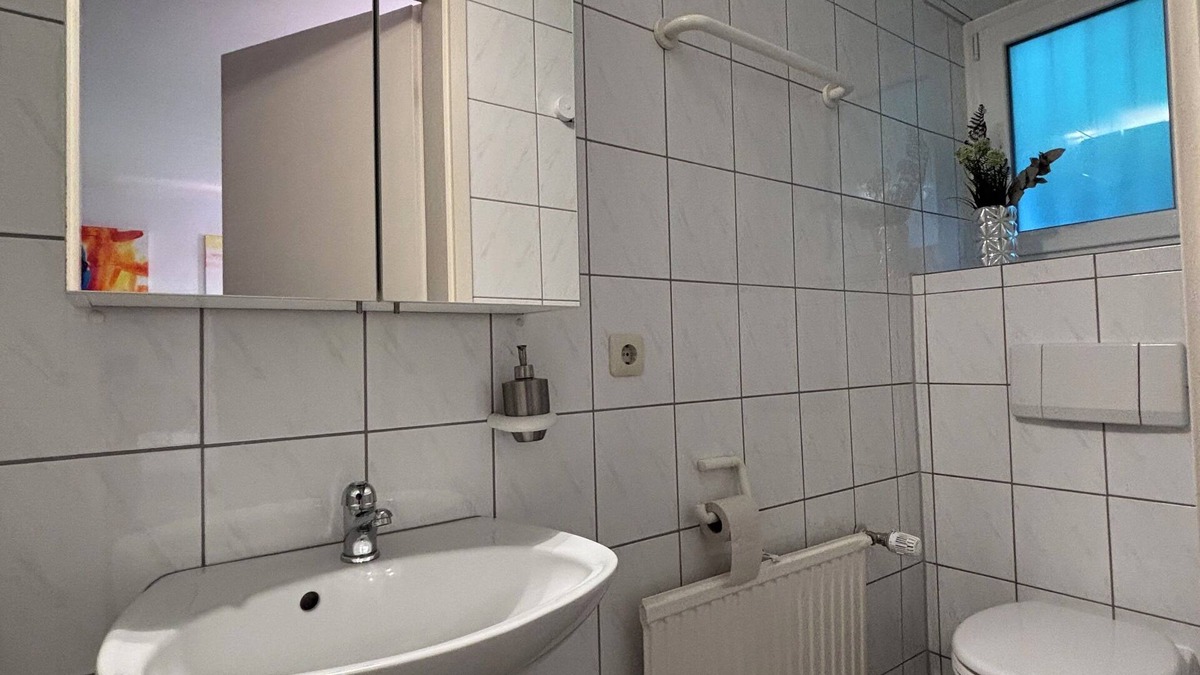 Birkach-Sud Apartment | Doppelzimmer mit Bad in Stuttgart-Birkach - Nähe SI-Zentrum, Messe, Flughafen