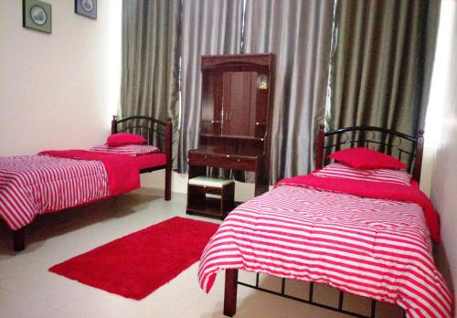 Sharjah Apartment | Dormitory Room for Family or Group of Travelers