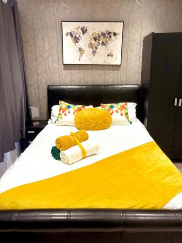 Tea Green Apartment | Double bed studio near airport