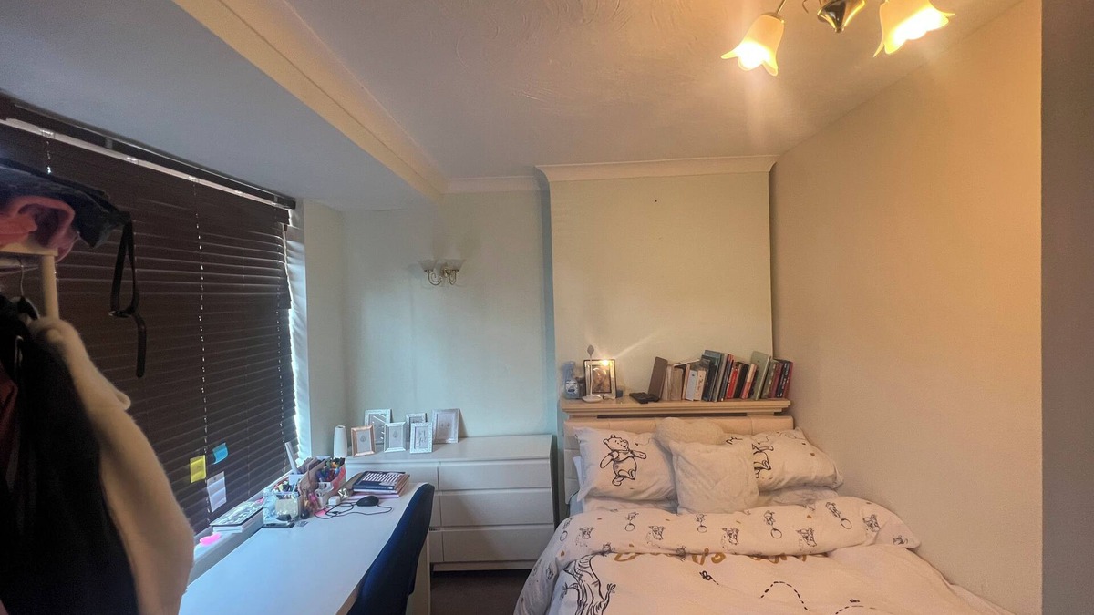 Raynes Park House | double Bedroom in Raynes Park/Wimbledon