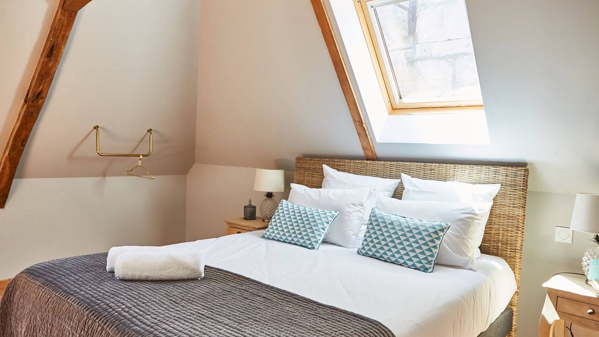 Sainte-Honorine-de-Ducy House | double room classic ensuite with bath chambre ducy
