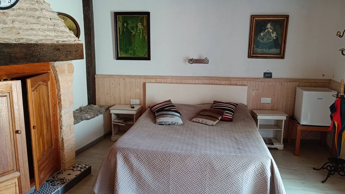 Les Eyzies House | Double room-Standard-Ensuite-Garden view