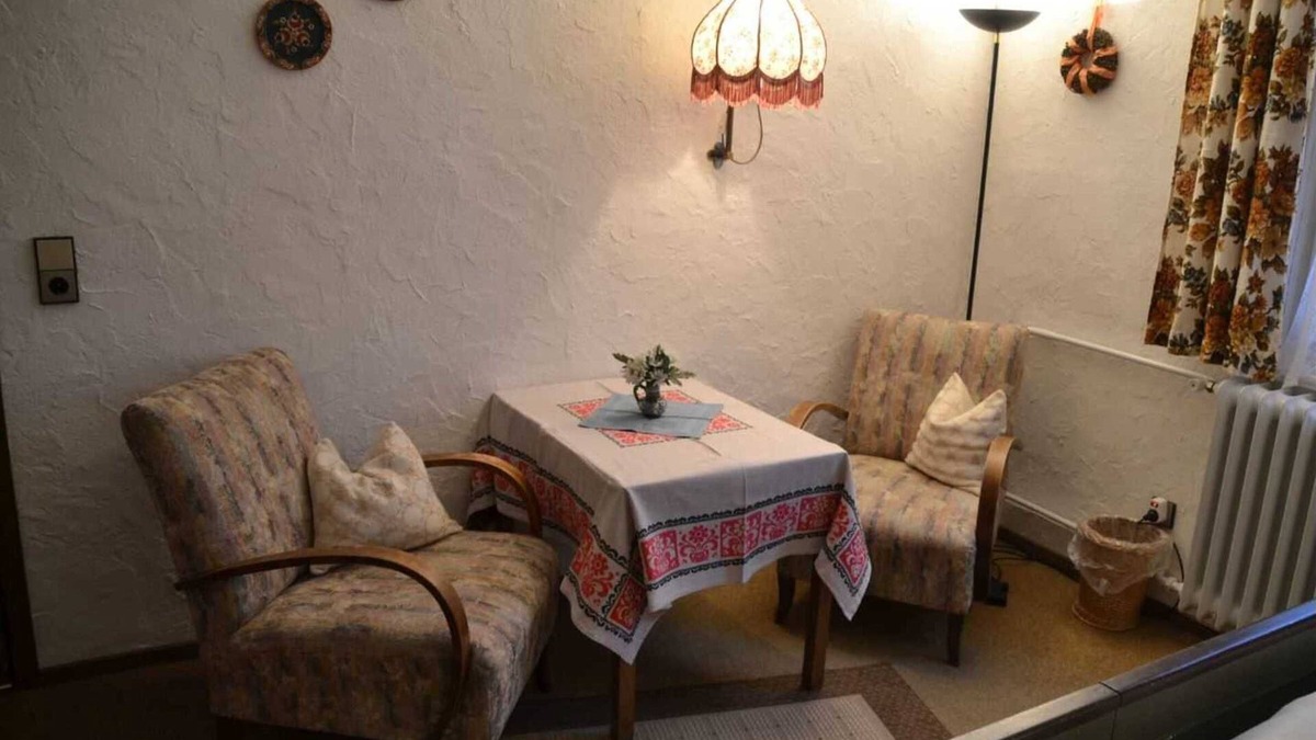 Schoenmuenzach Bed & Breakfast | Double Room 1 - Adieu Everyday life: Pension Oesterle in the Black Forest
