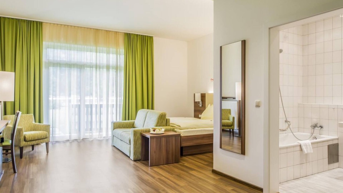 Schlogen House | Double room Danube Garden (1 adult + 1 child) bath, WC - Riverresort Donauschlinge