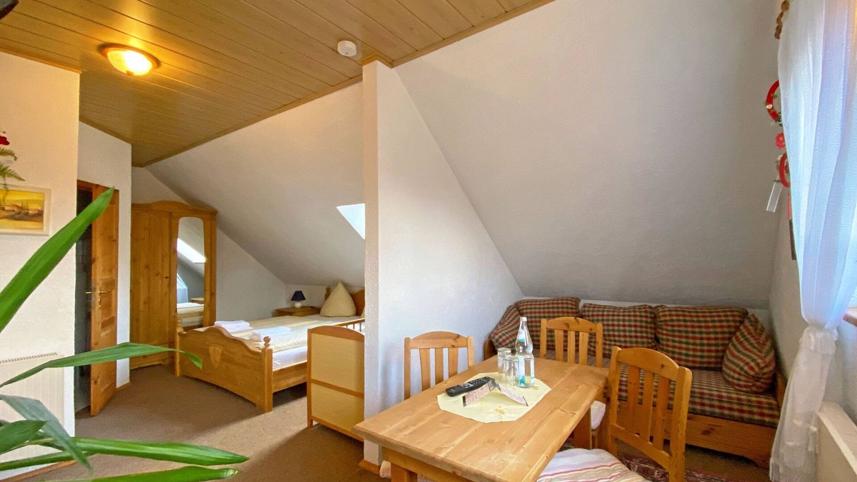 Langenwolmsdorf Apartment | Double room for 4 guests with 24m² in Stolpen (295122)