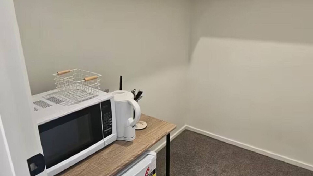 Blenheim Apartment | Double room in a New house Private shower &Toilet (Room2)